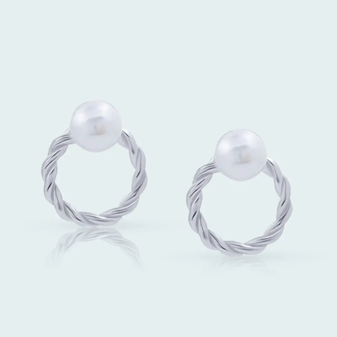 Silver Pearl Earring